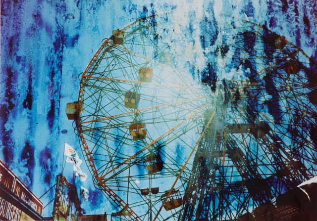 Lauren Silberman, “Rust – Wonder Wheel” (2001) (courtesy of the artist)