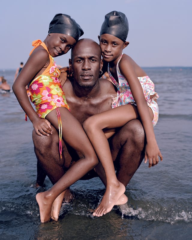 Wayne Lawrence, "Kye, Kaiya, and Kamren" 2009 (courtesy the artist/INSTITUTE)