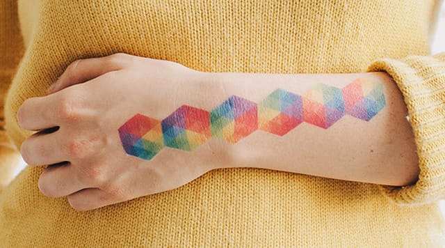 tattly_jessi_arrington_hex_bracelet_640