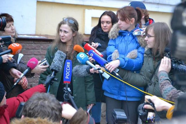 Maria Alekhina speaking with reporters upon her release (via the Committee Against Torture on Facebook)