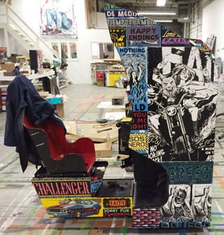 One of the Deluxx Fluxx consoles for a driving game. (photo by the author for Hyperallergic)