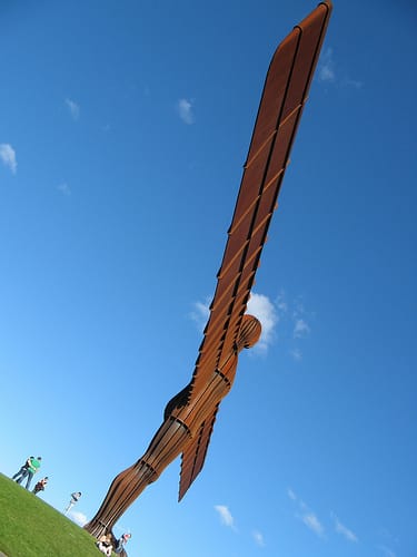 Antony Gormley's "Angel of the North" (photograph by Michelle Simmons via Flickr)