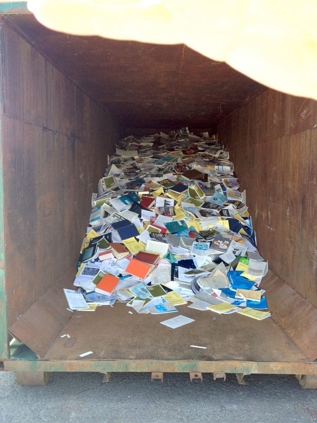 Contents of the DFO Maurice Lamontagne Institute library in Mont Joli, Québec in a dumpster (via tinypic.com)