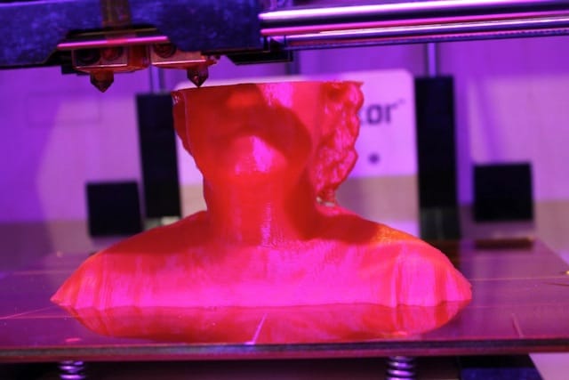 The Improbable Objects display at Expo Chicago 2013 featured Tom Burtonwood and Mike Moceri’s 3D-printing photo booth