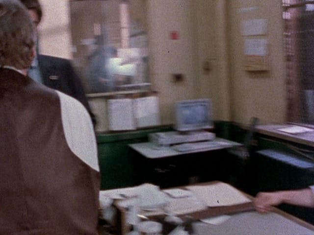 Law-and-Order-s1-e1-first-computer-640