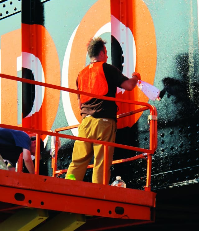 Working in Syracuse (photograph by Adam Wallacavage)