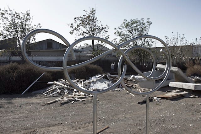 Flourish (Public Art)             Galvanized steel pipe, hardware, sandbags             65” x 96” x 20.5”             2014  