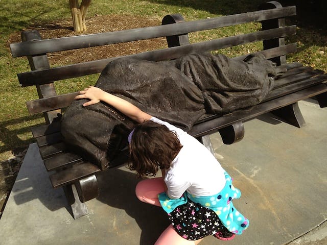 Timothy Schmalz's “Homeless Jesus” in Davidson, North Carolina (all images courtesy the artist)