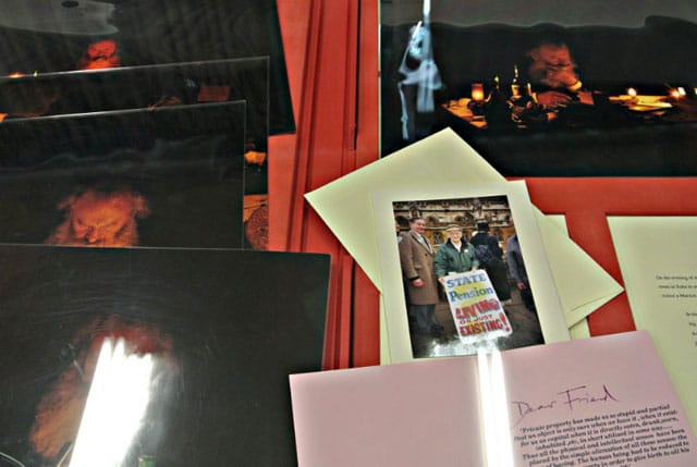 Jeremy Deller, "Karl Marx 18-12-2000" (2000)