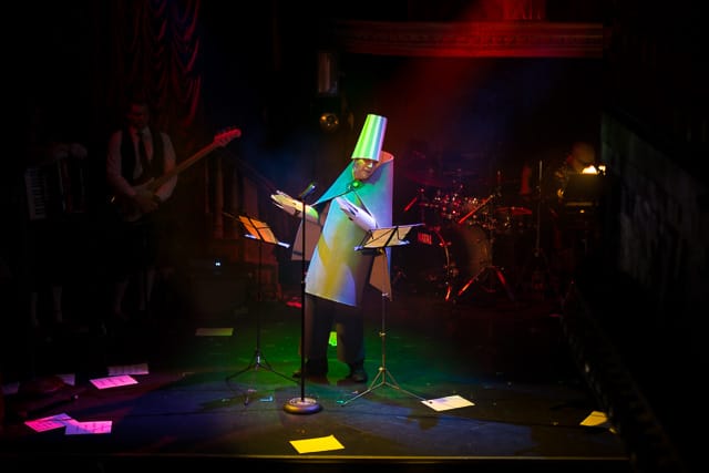 Doug Fitch channels Hugo Ball at The Box (all photos by Michael Groth for Hyperallergic) 