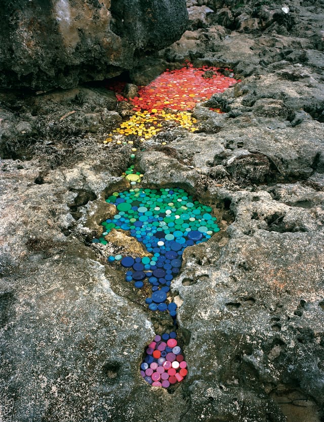 Alejandro Durán, Derrame, 2010.  Image credit: ©2010 Alejandro Durán. Courtesy the artist.  