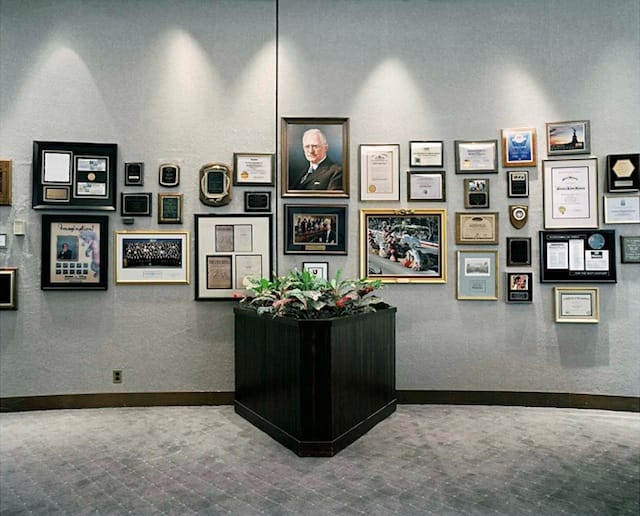 An image from Catherine Leutenegger's Kodak City series 