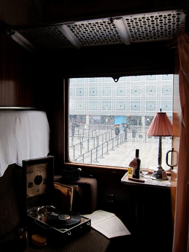 View to the Institut du Monde Arabe from the Orient Express (photograph by the author)