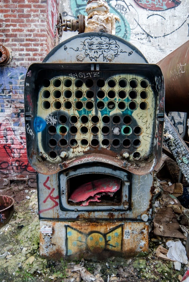 Street art at Taylor Electric in Portland