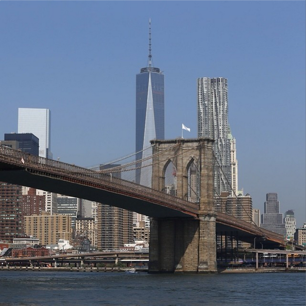 Mysterious white American flags appeared on the top of the Brooklyn Bridge this week. Authorities are still scratching their heads. (via @alexandroh)