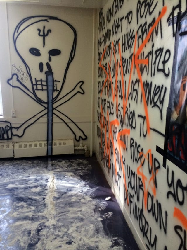 14768482770_feb72bcef6_kHOME