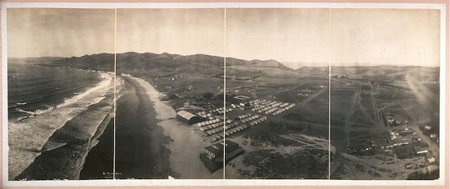 George R. Lawrence, El Pizmo Beach (1906) (via Library of Congress)