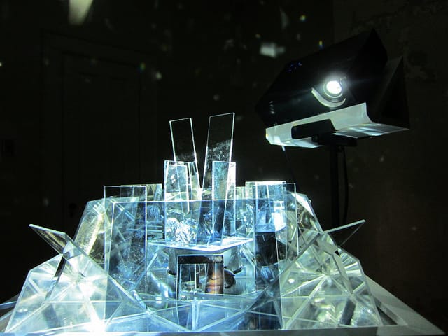 "Parallax" installation