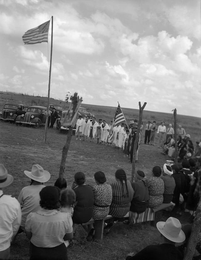 Caption: Powwow at Lone Bear’s dance ground. Carnegie, Oklahoma, ca. 1945. 45POW55
