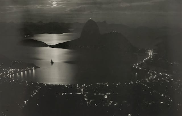 Botafogo Bay and Rio de Janeiro (September 1920) (photograph by Carlos Bippus, National Geographic)