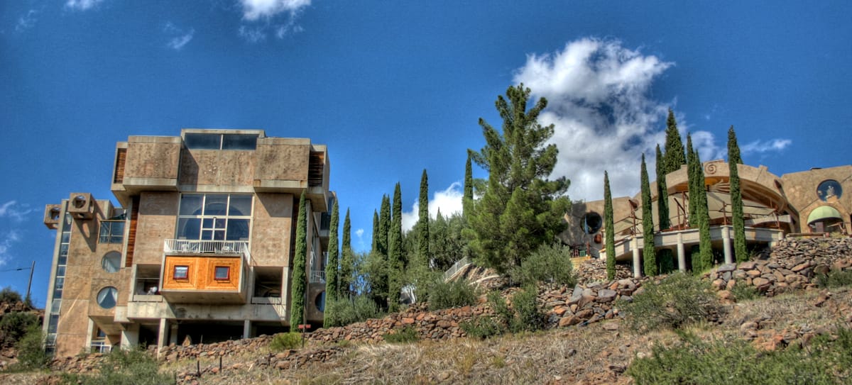 Arcosanti in 2006 (photograph by Cody, via Wikimedia)