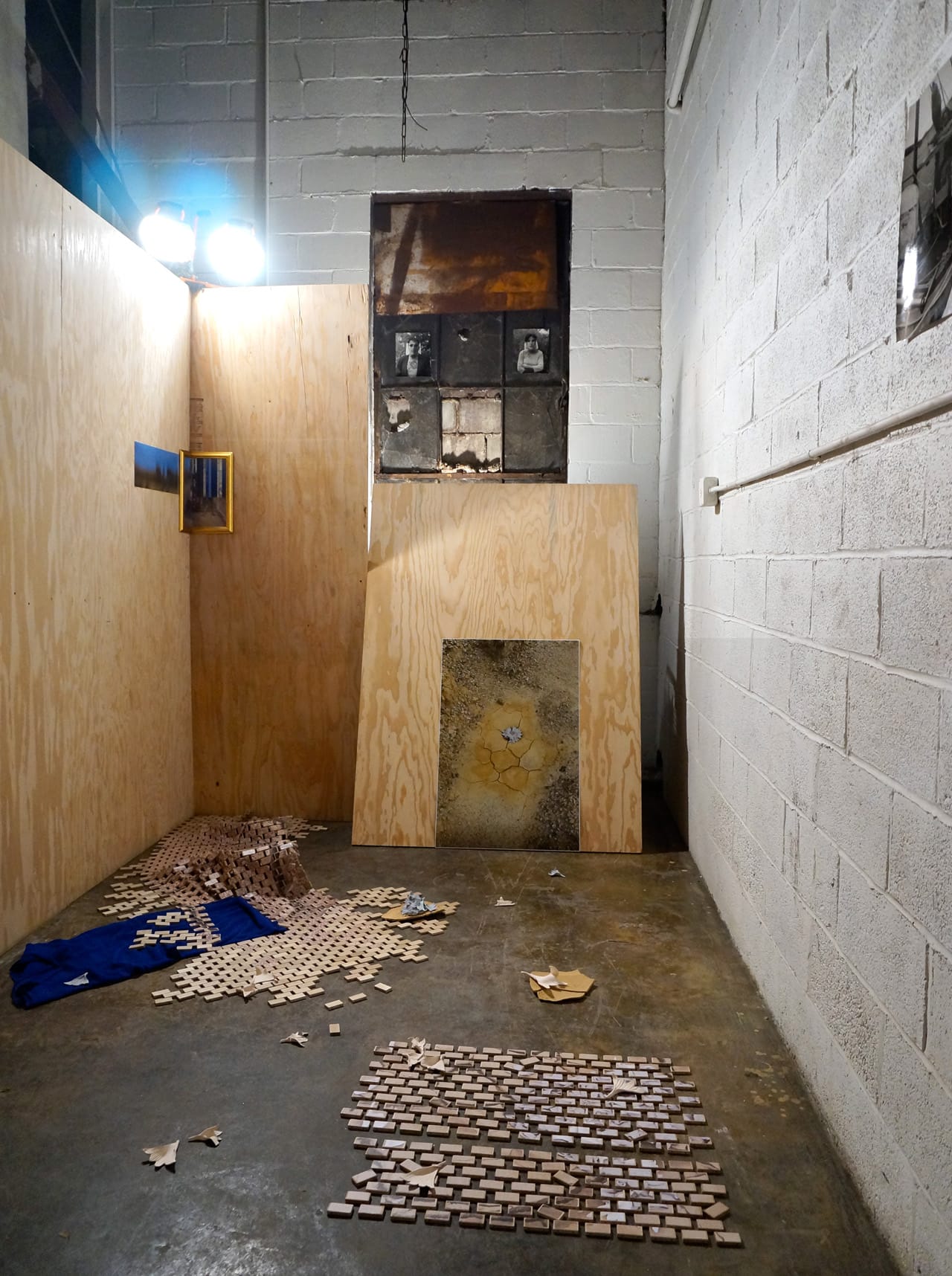 Installation by Natalia Kempowsky and Daniel Devlin with Susak Press, at ArtHelix