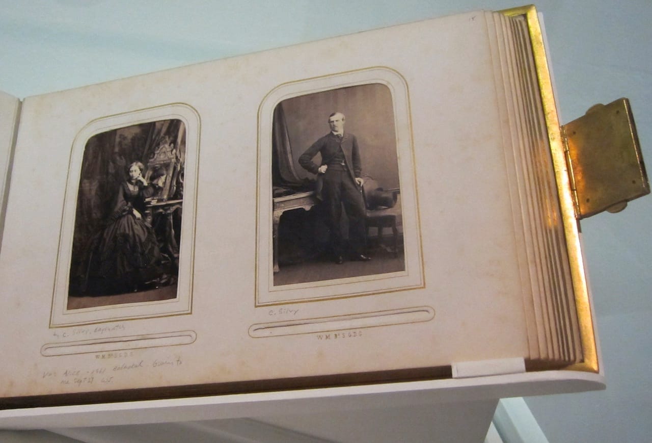 Death Becomes Her: A Century of Mourning Attire