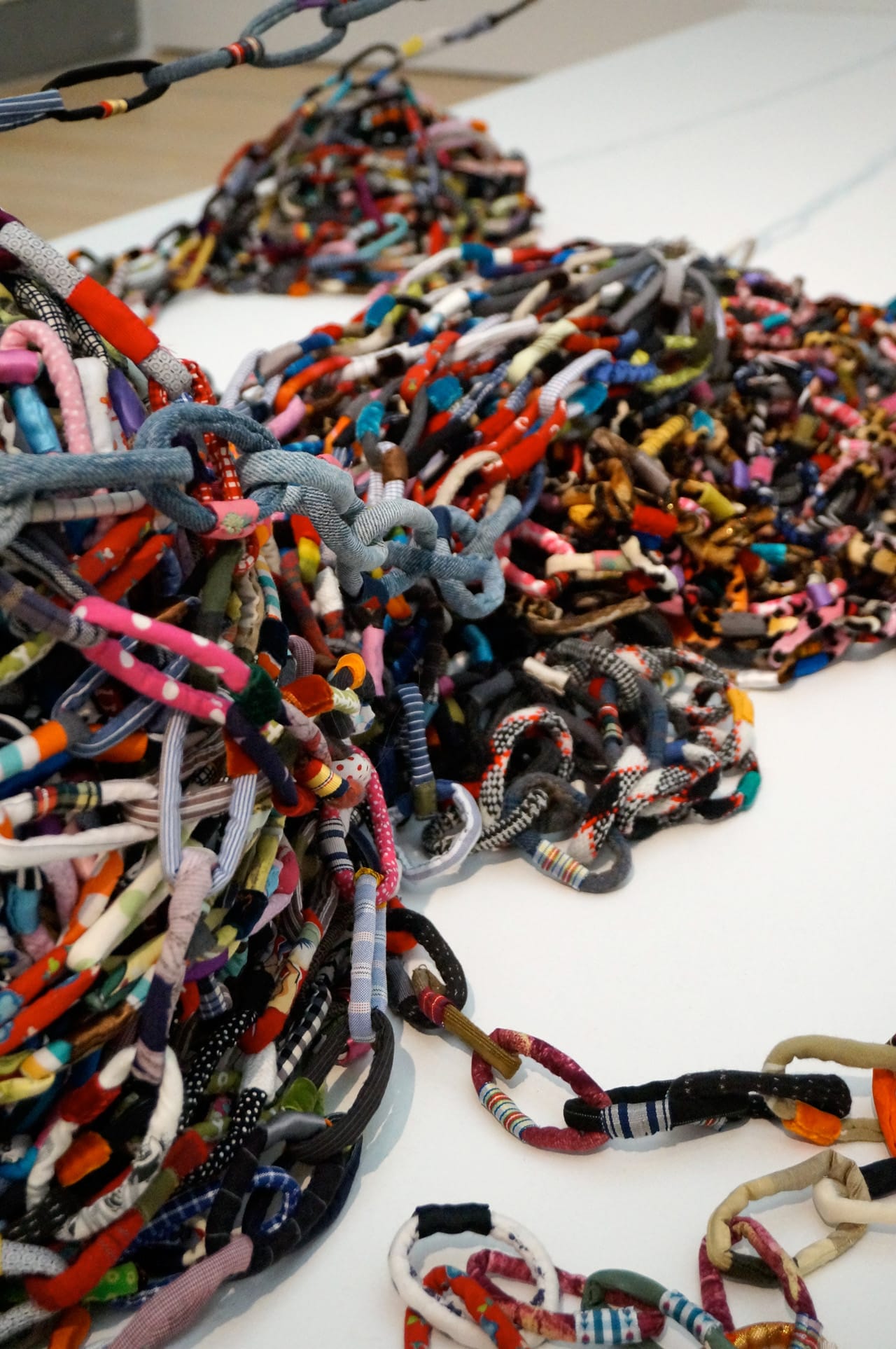 Yoko Inoue, detail of "Nós" (2011–12)