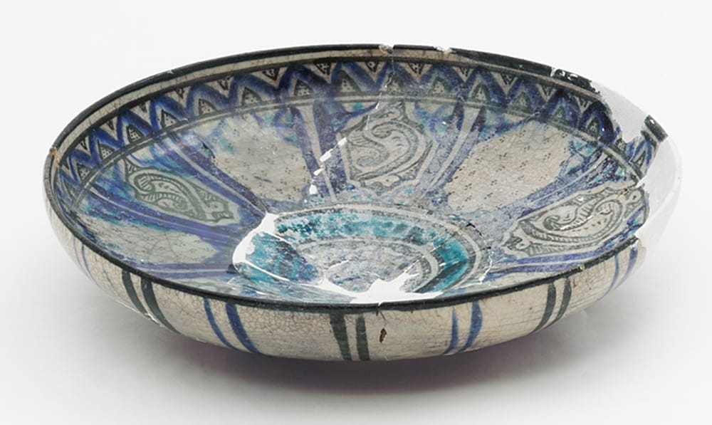 A stonepaste (kashine) plate imported from Egypt or Iran, found in the Christian quarter of Ukek 