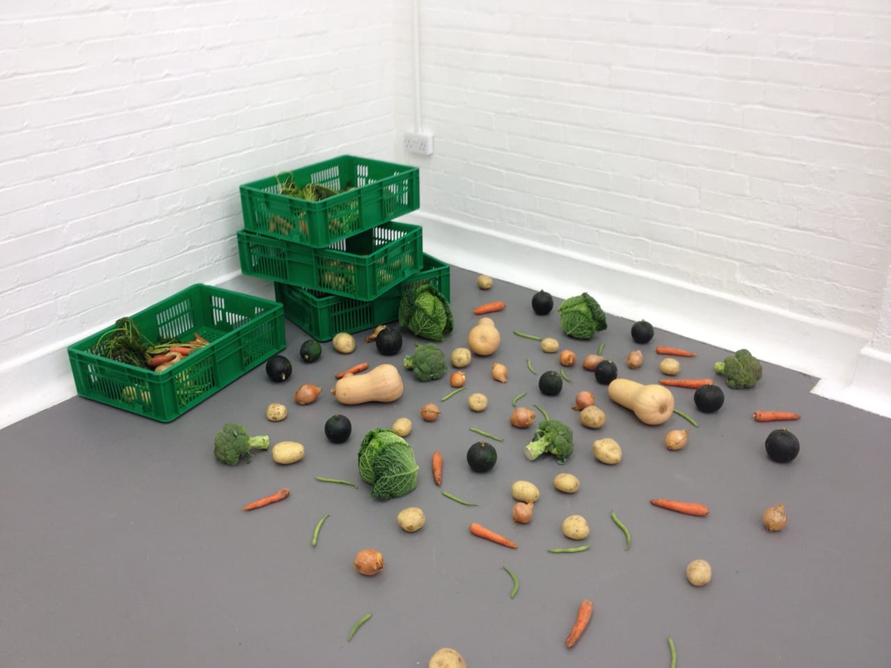 Nina Beier, "Scheme" (2014) (all photos by the author for Hyperallergic)