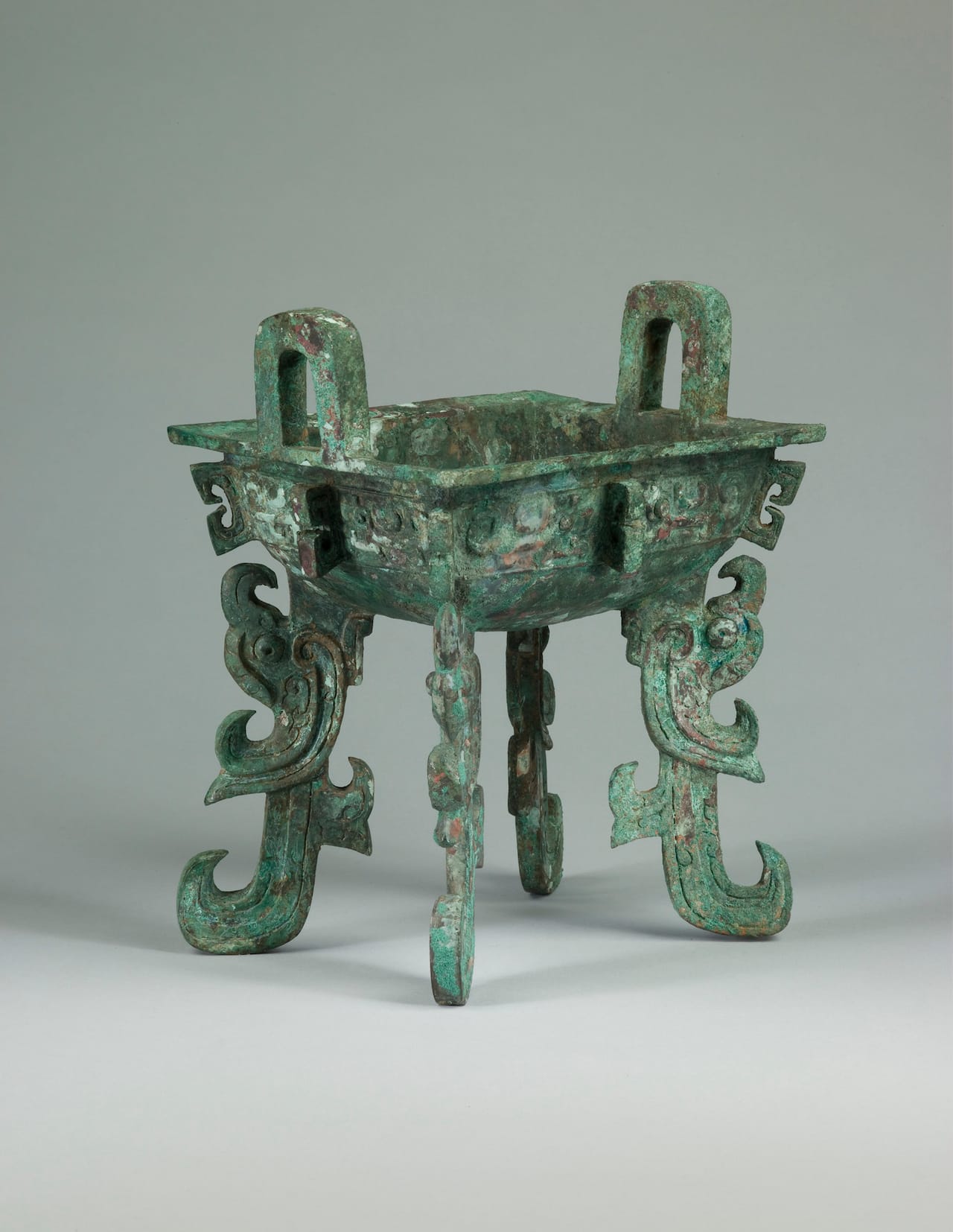 Chinese, "Rectangular Food Vessel (fang ding) with Flattened Feet in the Form of Kui-Dragons" (11th century BCE)