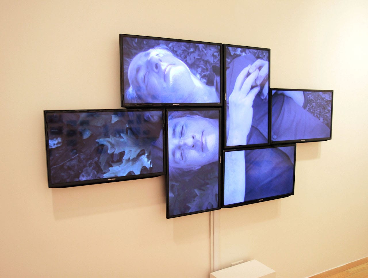 Installation view of Pierre St-Jacques' 'The Exploration of Dead Ends' at Station Independent Projects (all images courtesy the artist)