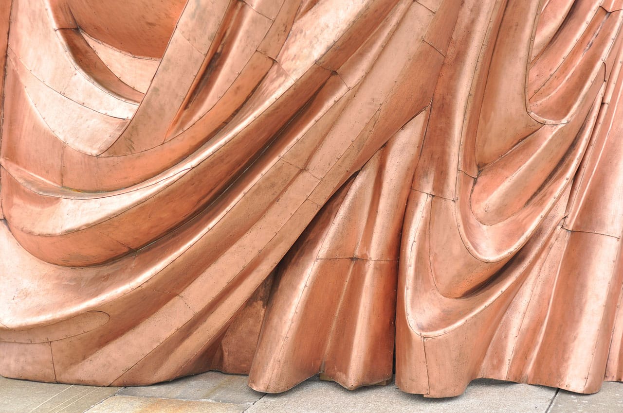 Danh Vo's "We the People"&nbsp;in&nbsp;City Hall Park, Manhattan (via Flickr/Hrag Vartanian)