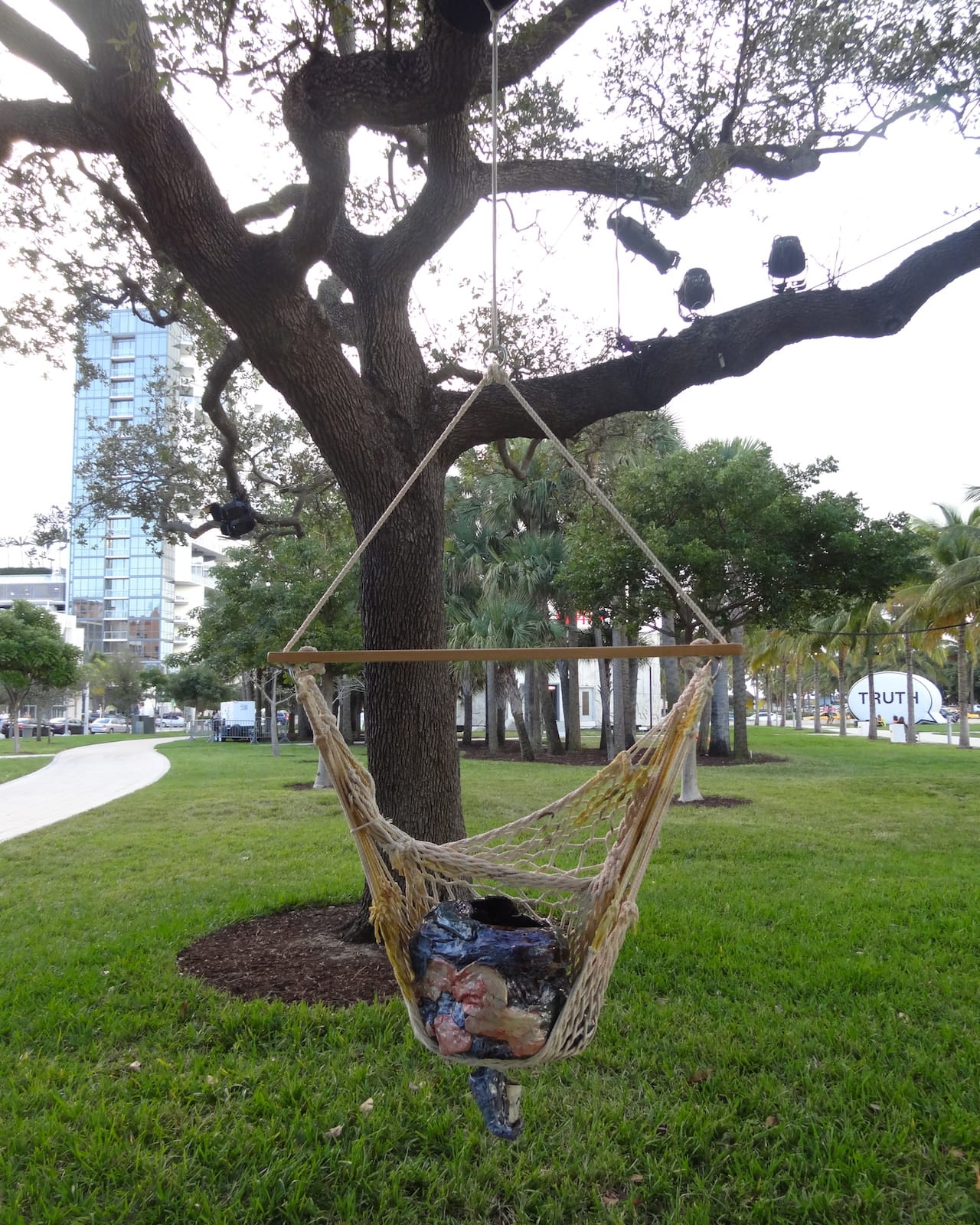 Jessica Jackson Hutchins, "Him and Me" (2014)