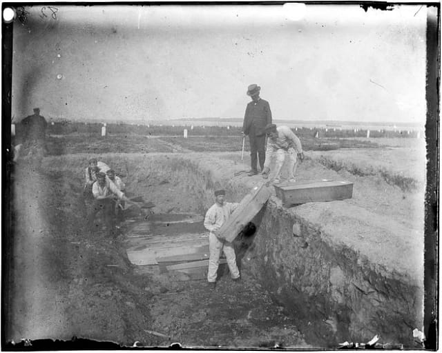 Photograph by Jacob Riis of a trench at the Hart Island potter's field (1860) (via Museum of the City of New York)