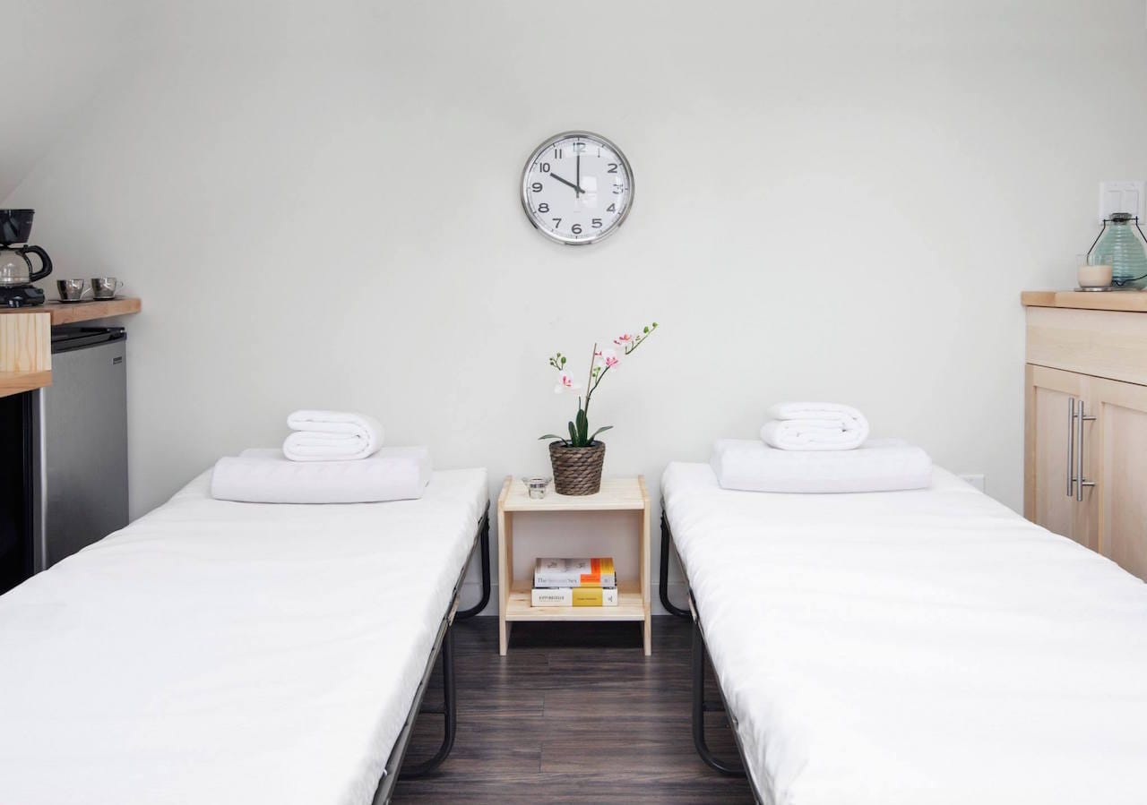 The "Blind Meeting" suite (all photos courtesy Miao Jiaxin)