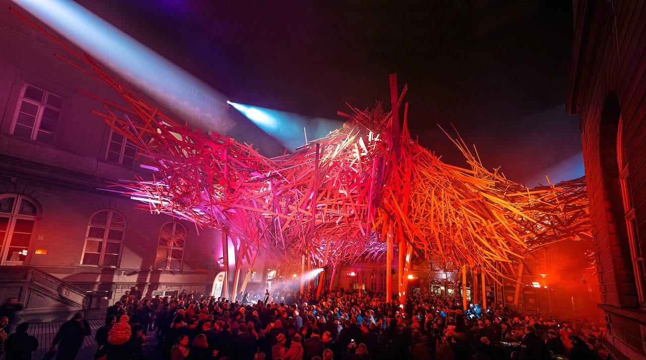 Arne Quinze, "Passenger" (2014) (photo courtesy the artist, via Facebook)