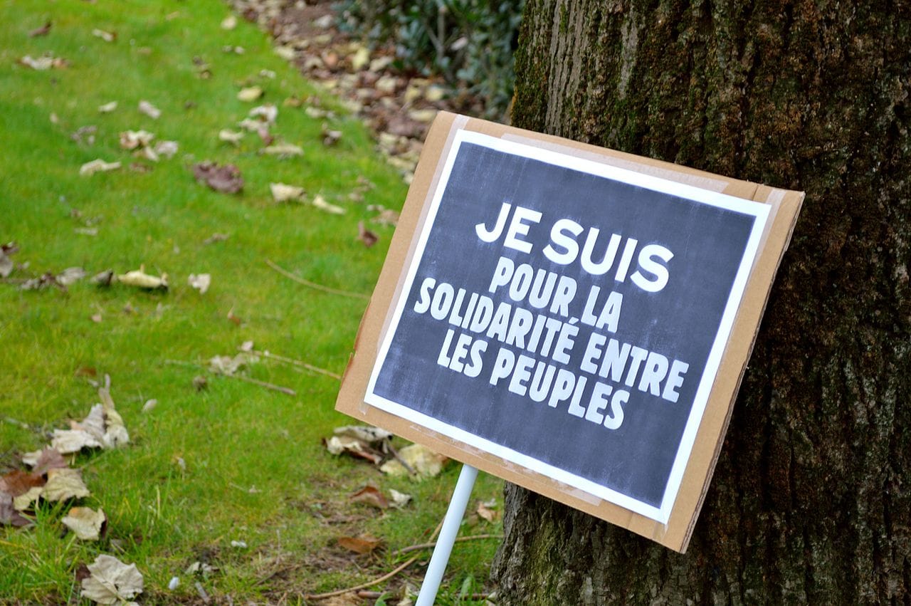 Sign at a rally in Toulouse on January 10, 2015 (photo via Wikimedia Commons)