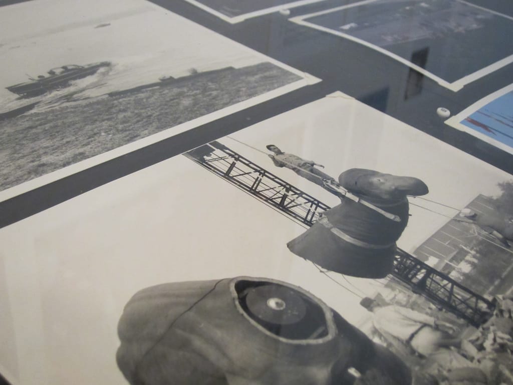 'That Kodak Moment: Picturing the New York Fairs' at the Queens Museum (photograph by the author for Hyperallergic)