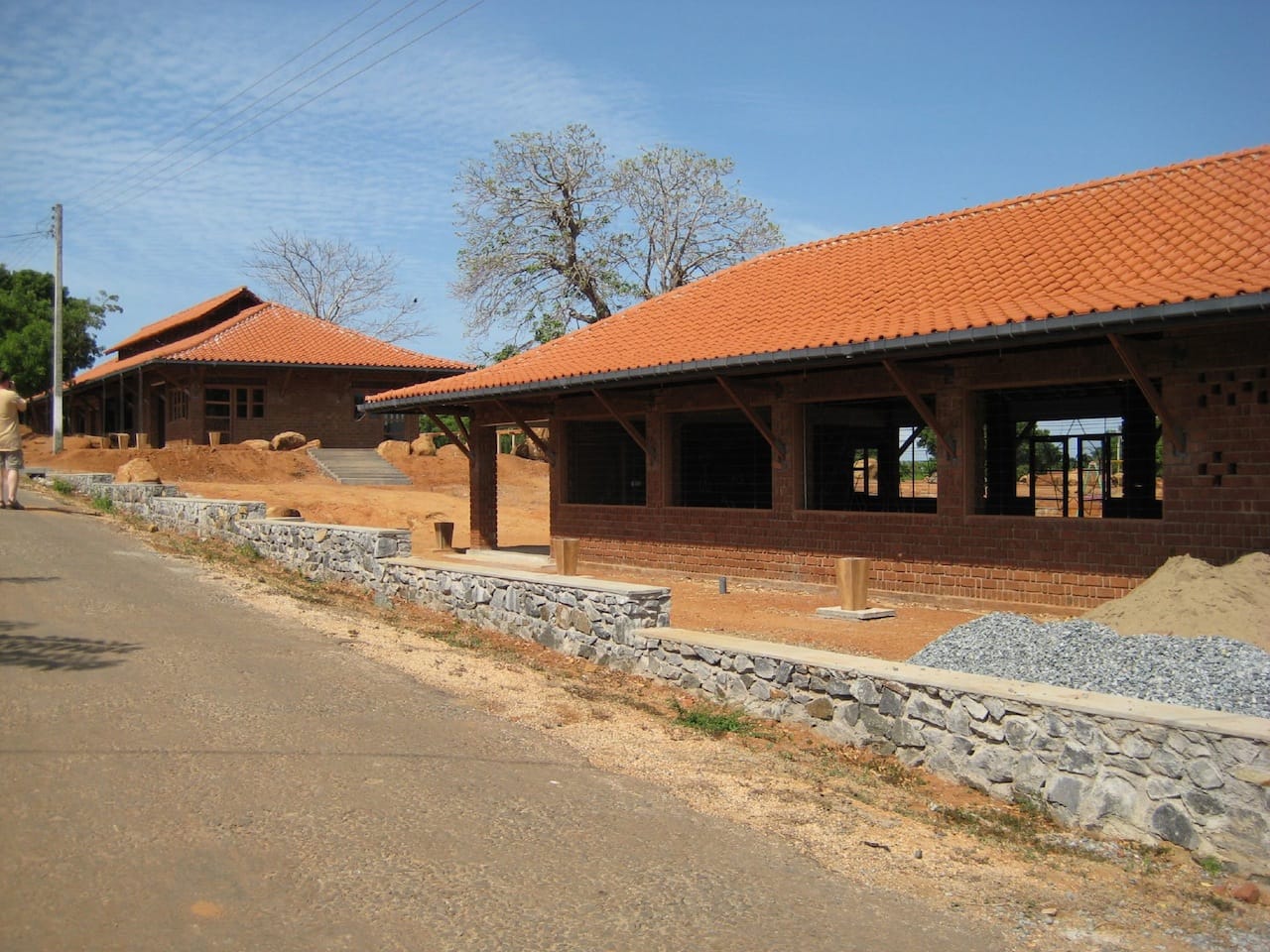 Yodakandiya Community Complex, Sri Lanka (2007) shortlisted for the 2010 Aga Khan Award for Architecture (Image via Wikimedia)