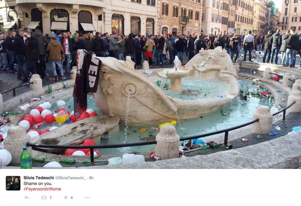 The Barcaccia fountain in the wake of the clash between Feyenoord fans and police (image via @SilviaTedeschi_/Twitter)
