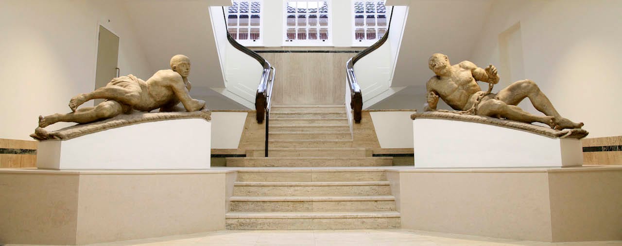 The "Raving" & "Melancholy Madness" statues by Caius Gabriel Cibber (1676) at the entryway to the newly opened Museum of the Mind (courtesy Bethlem Gallery and Museum)
