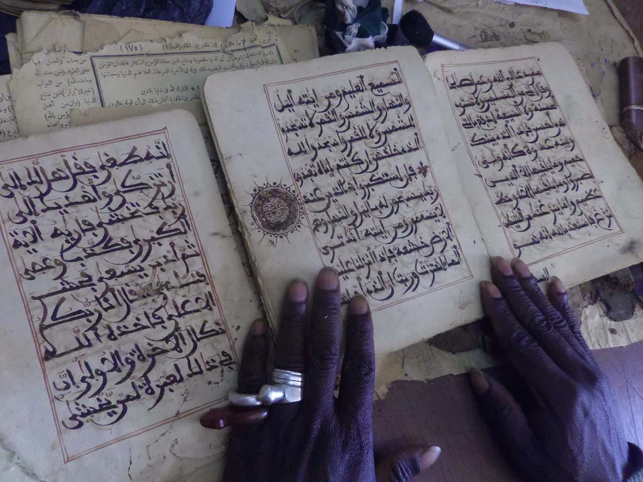 A new manuscript arrives at Djenne public library. Endangered Archives Programme. Photography (c) Sophie Sarin