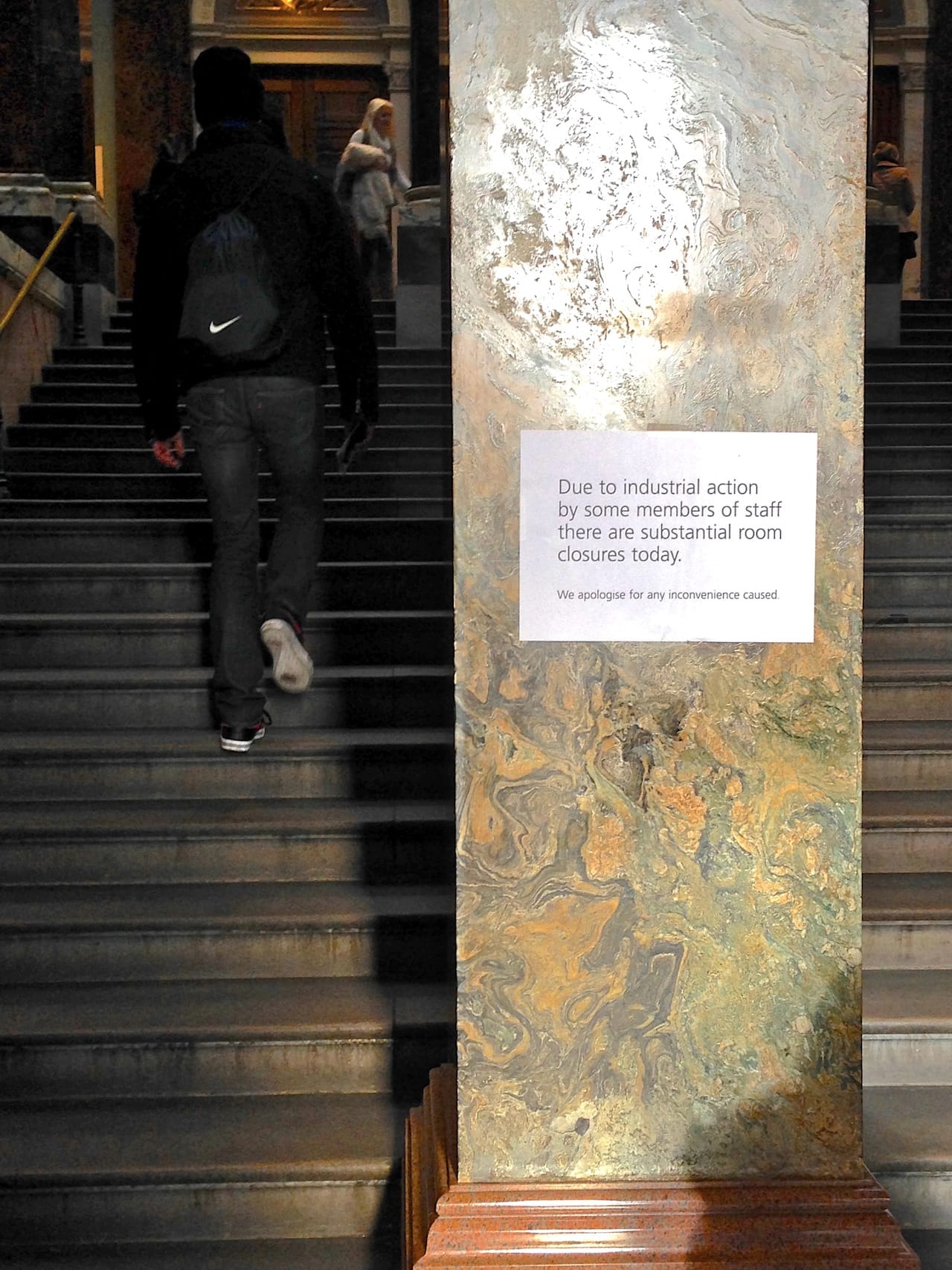 Sign inside the National Gallery (click to enlarge)