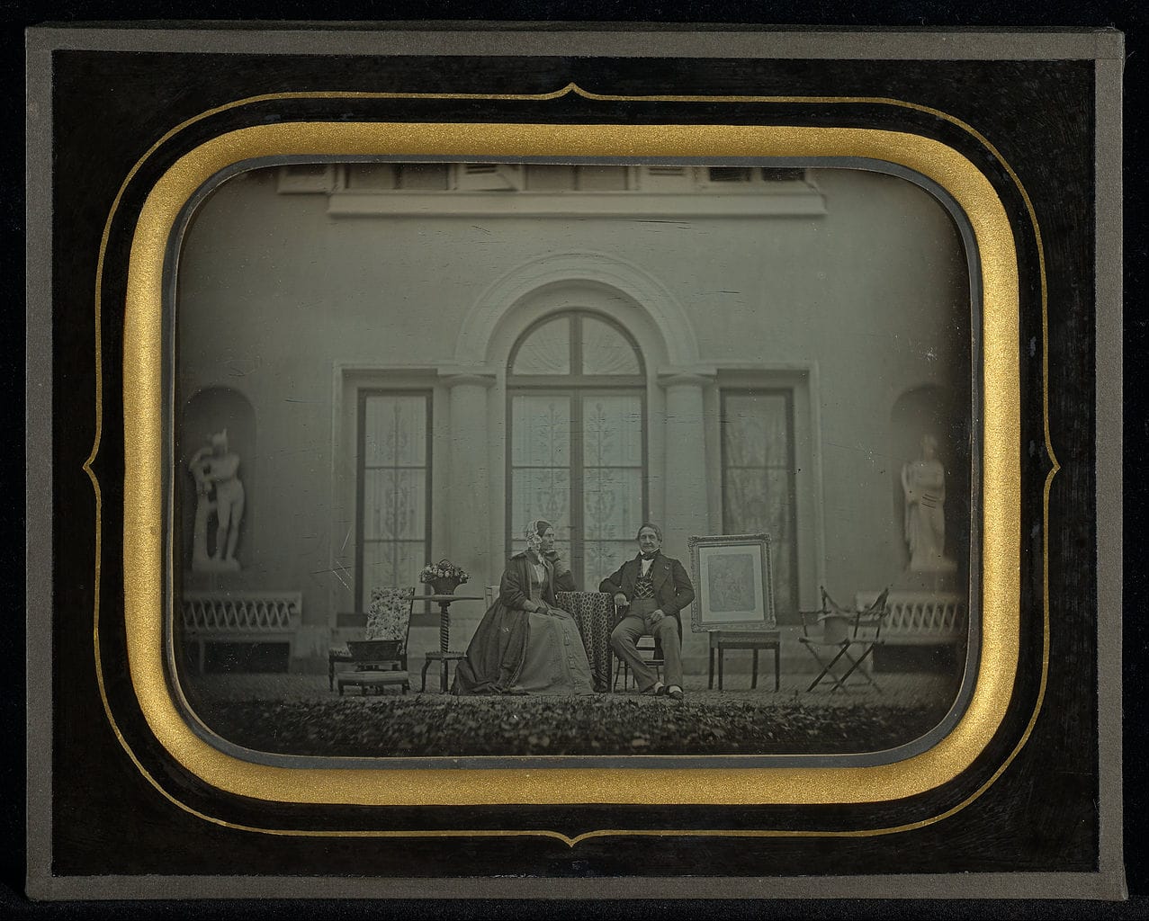 Jean-Gabriel Eynard, "Jean-Gabriel and Anne-Charlotte-Adélaide Eynard" (1845), daguerreotype (J. Paul Getty Museum, via Wikimedia)