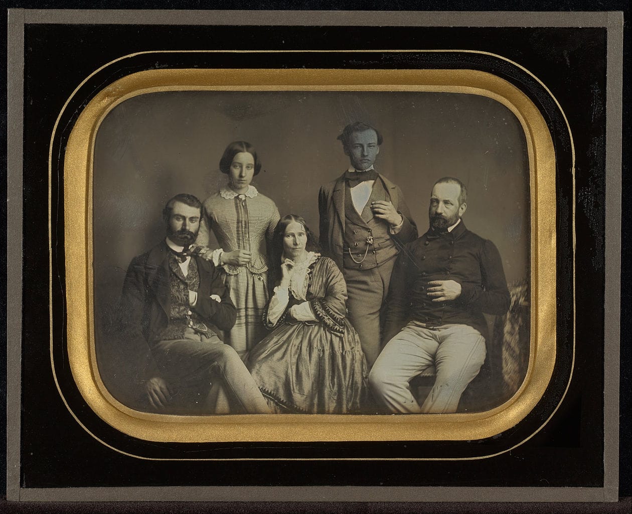 Jean-Gabriel Eynard, "Charles and Sophie Eynard and Their Children" (1856), daguerreotype (J. Paul Getty Museum, via Wikimedia)