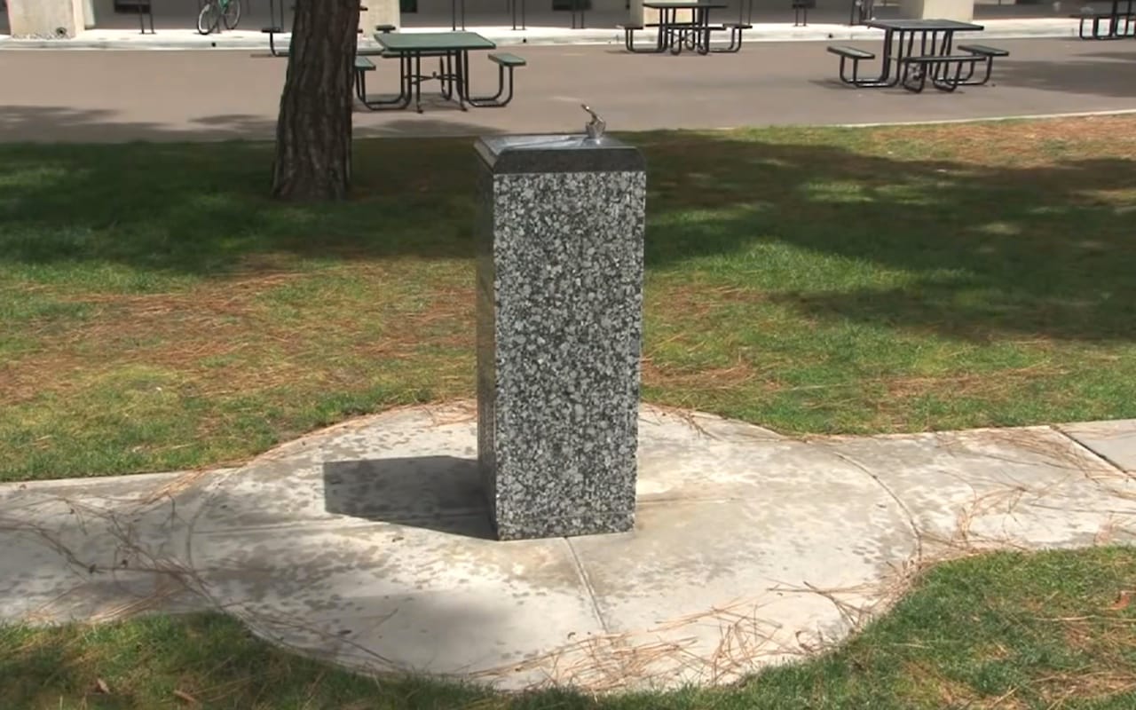 Michael Asher, "untitled" (1991) (screenshot of Stuart Collection video)