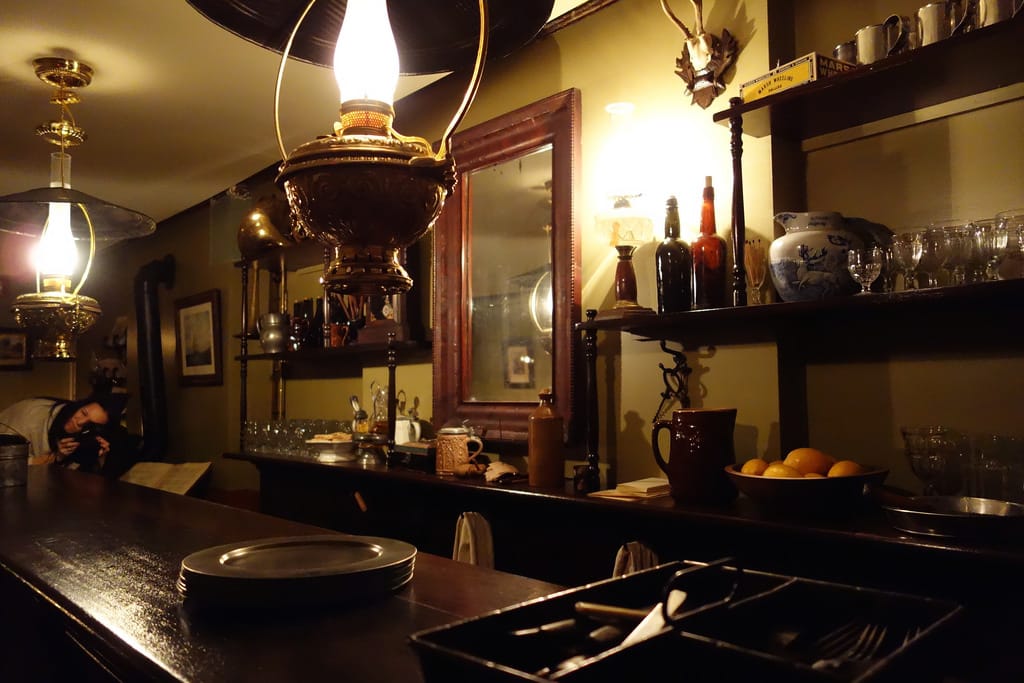 19th-century German saloon