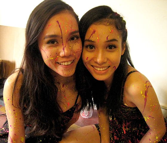 Vietnamese girls just wanna have fun! Photo by Ellen Pearlman