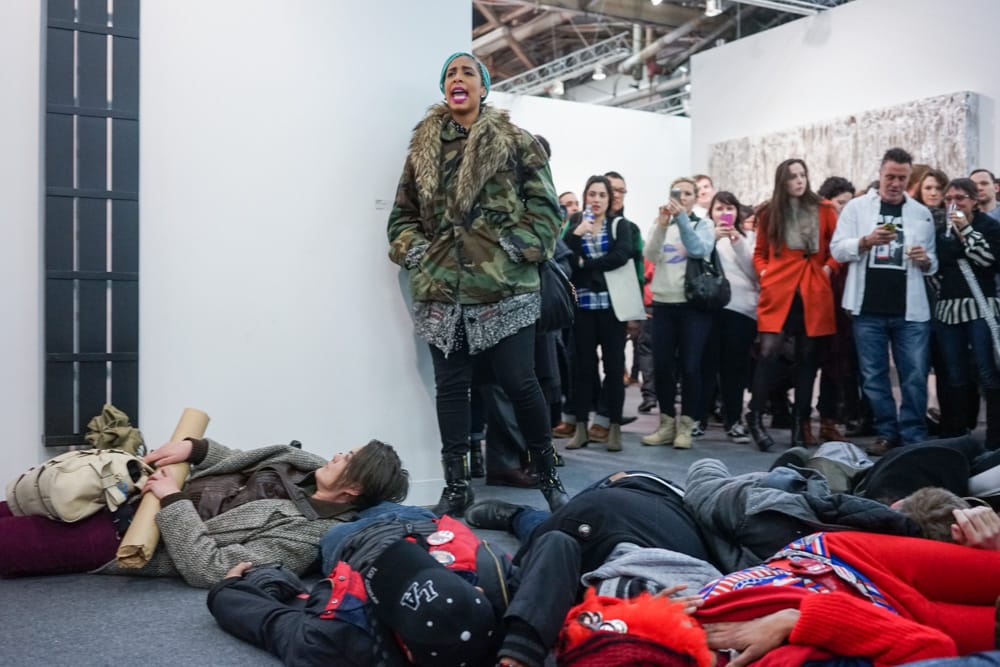 The Artists For Justice NYC demonstration at the 2015 Armory Show in New York (all photos by Cindy Trinh, used with permission)